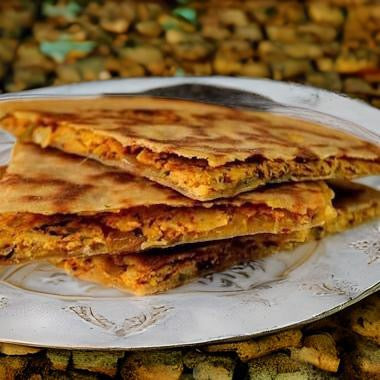 Stuffed Aloo Gobhi Paratha (6 pcs.)